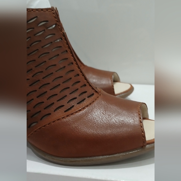 NWT 🔥 Joseph Seibel Leather Brown Peep-Toe Heeled Sandals Size 37 EU NEW IN BOX - Picture 4 of 16